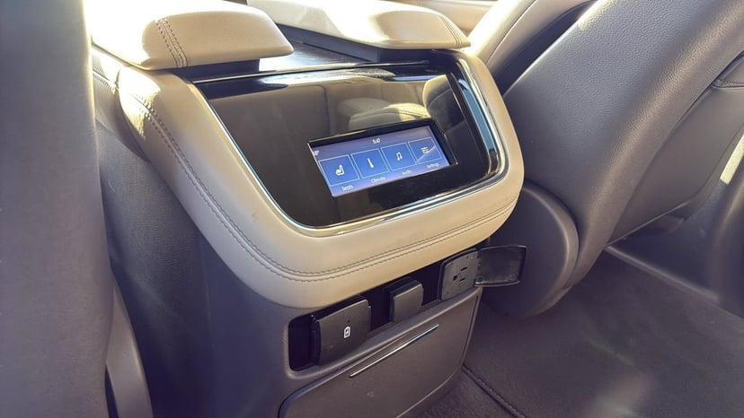 2023 Lincoln Navigator L - Image 28
