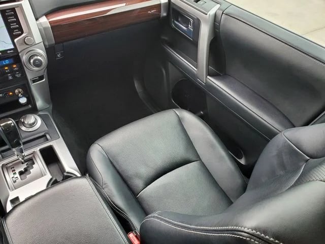 2020 Toyota 4Runner - Image 24