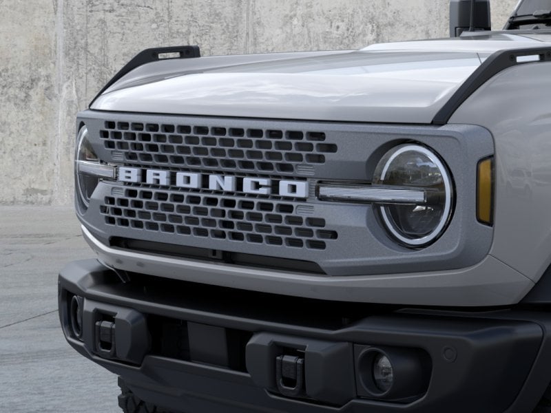 2026 Ford Bronco - Image 32