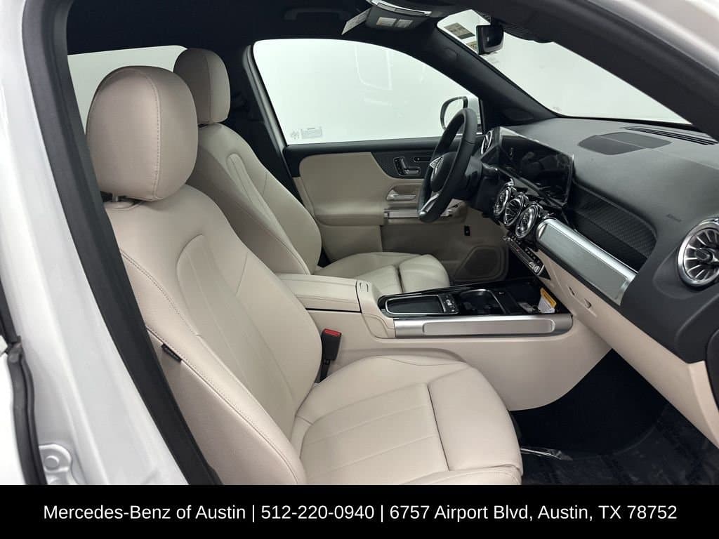 2025 MERCEDES-BENZ GLB - Image 29