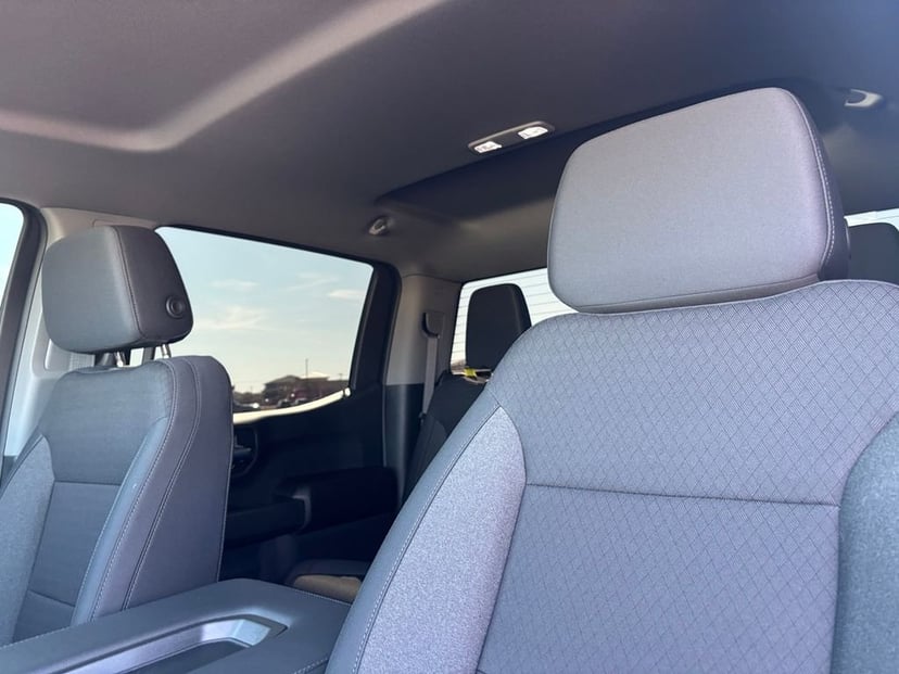 2026 Chevrolet Silverado 1500 - Image 13