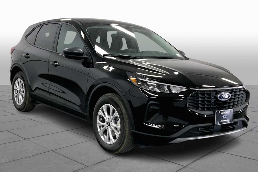 2026 Ford Escape - Image 3
