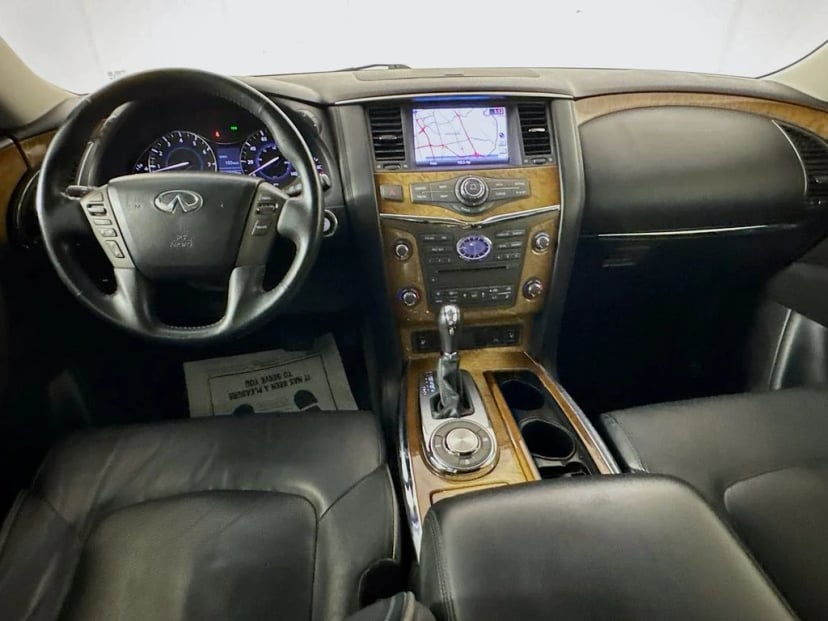 2013 INFINITI QX56 - Image 28