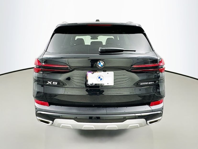 2026 BMW X5 - Image 6