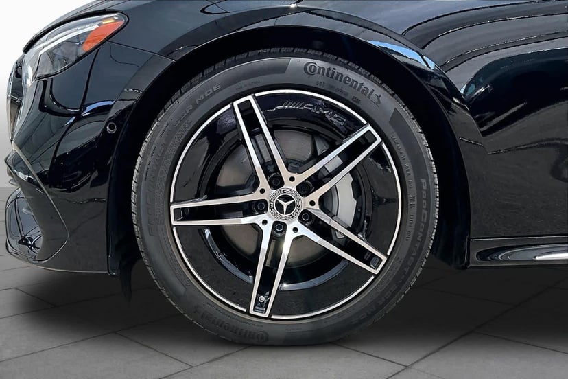 2026 Mercedes-Benz E 350 - Image 11