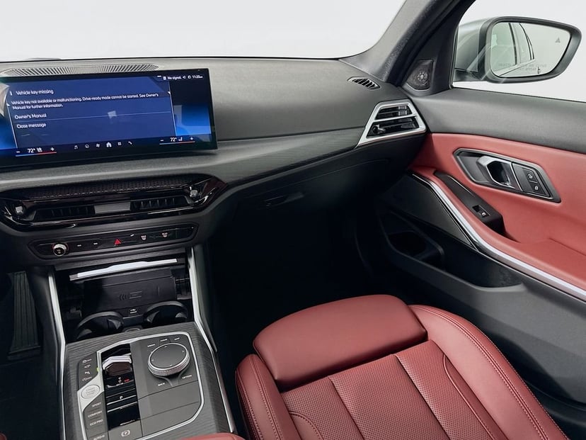 2025 BMW 3 Series - Image 24