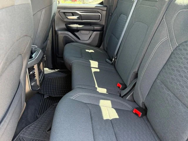 2025 Ram 1500 - Image 28