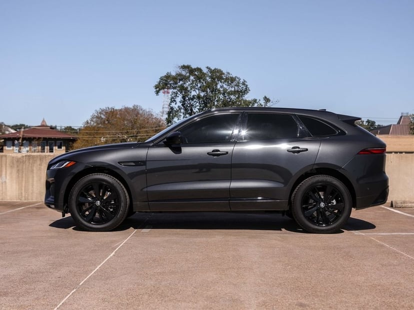 2026 Jaguar F-PACE - Image 4