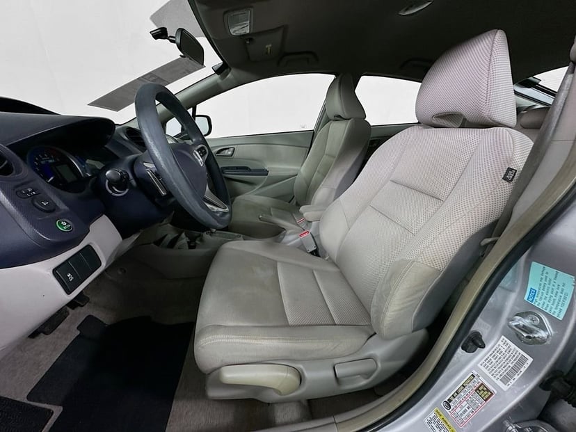 2010 Honda Insight - Image 19
