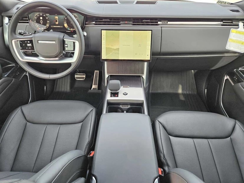 2026 LAND ROVER Range Rover - Image 25