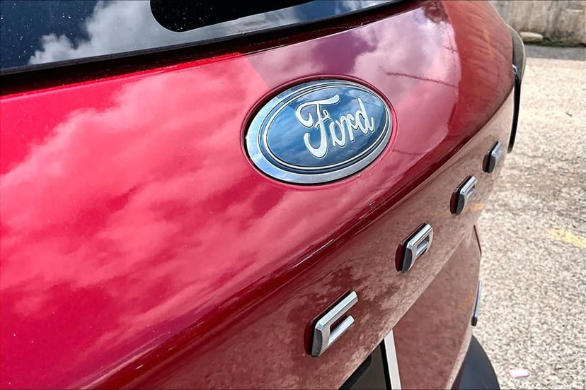2020 Ford Escape - Image 32