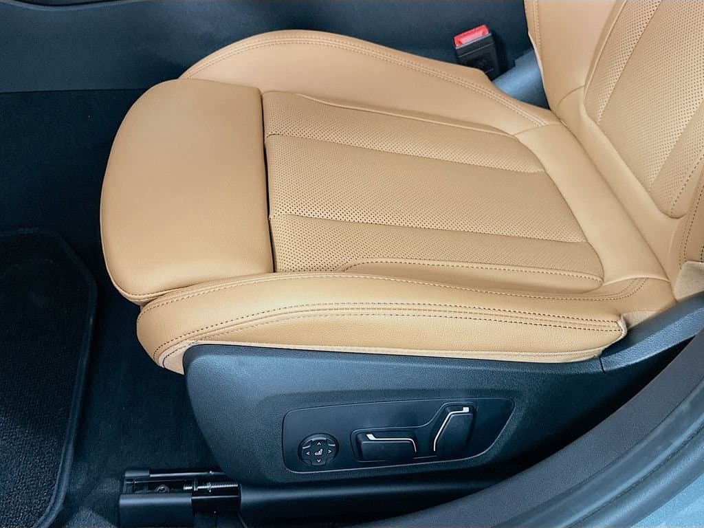 2026 BMW 3 Series - Image 21