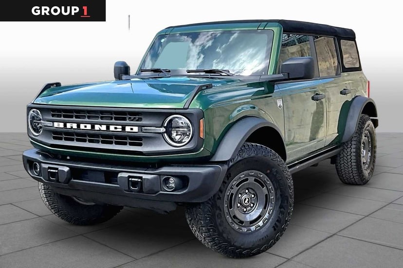 2025 Ford Bronco - Image 2