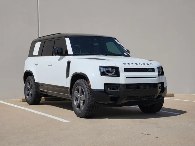 2026 Land Rover Defender 110 - Image 2