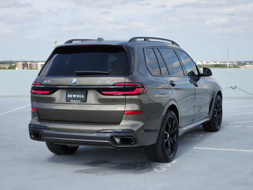 2024 BMW X7 xDrive40i - Image 5