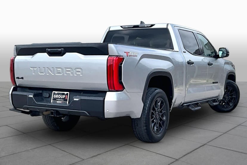 2023 Toyota Tundra - Image 13