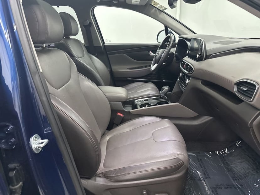 2019 Hyundai Santa Fe - Image 24