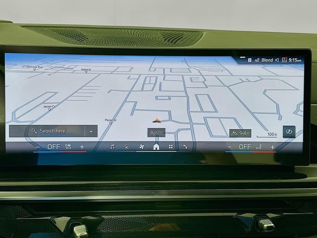 2026 BMW X7 - Image 12