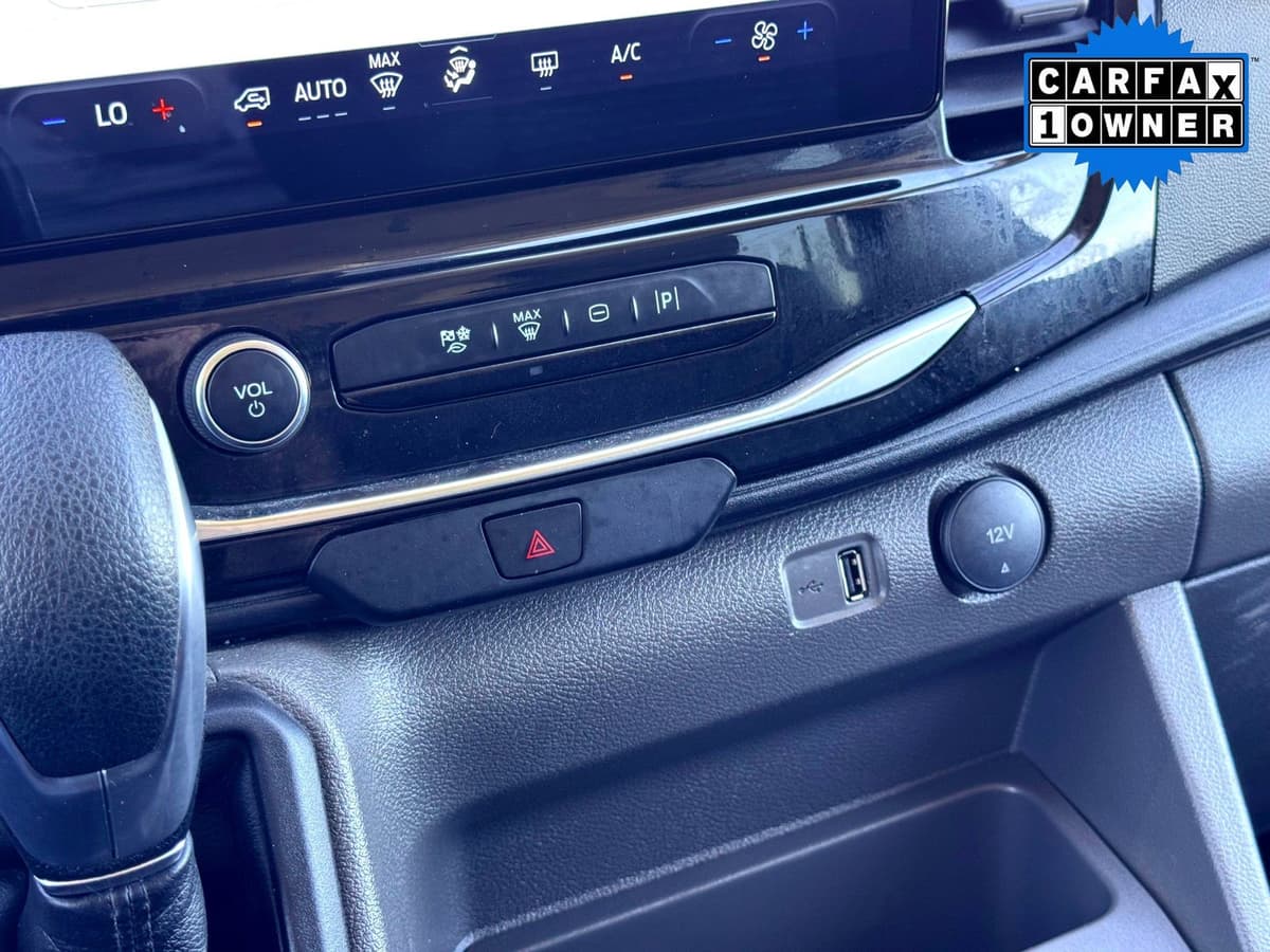 2024 Ford Transit Passenger Wagon - Image 28