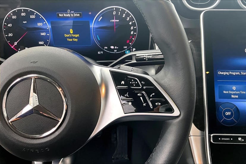 2025 Mercedes-Benz GLC 350e - Image 25