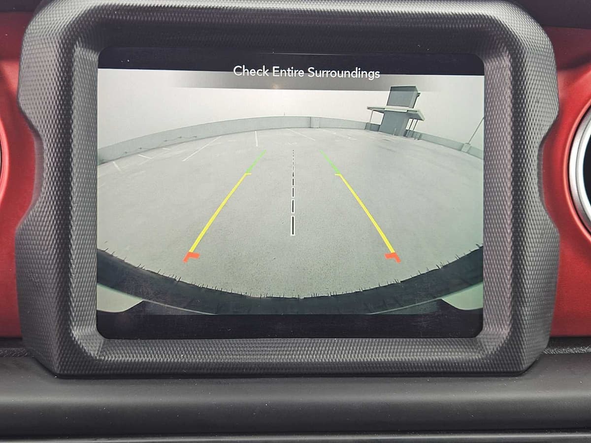 2021 Jeep Wrangler - Image 18