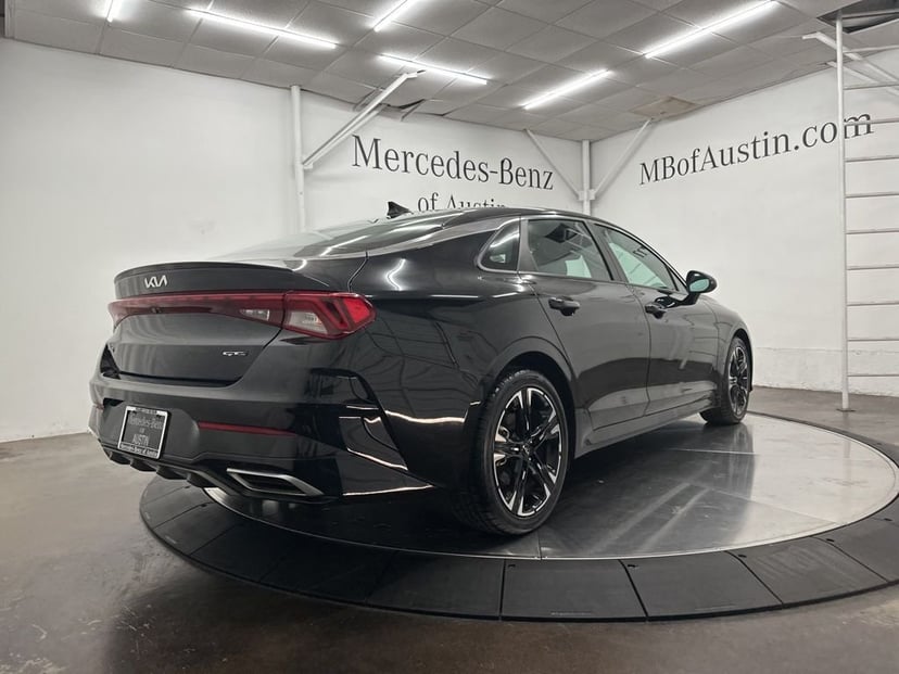 2022 Kia K5 - Image 7