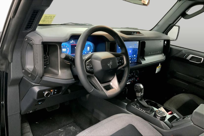 2026 Ford Bronco - Image 7