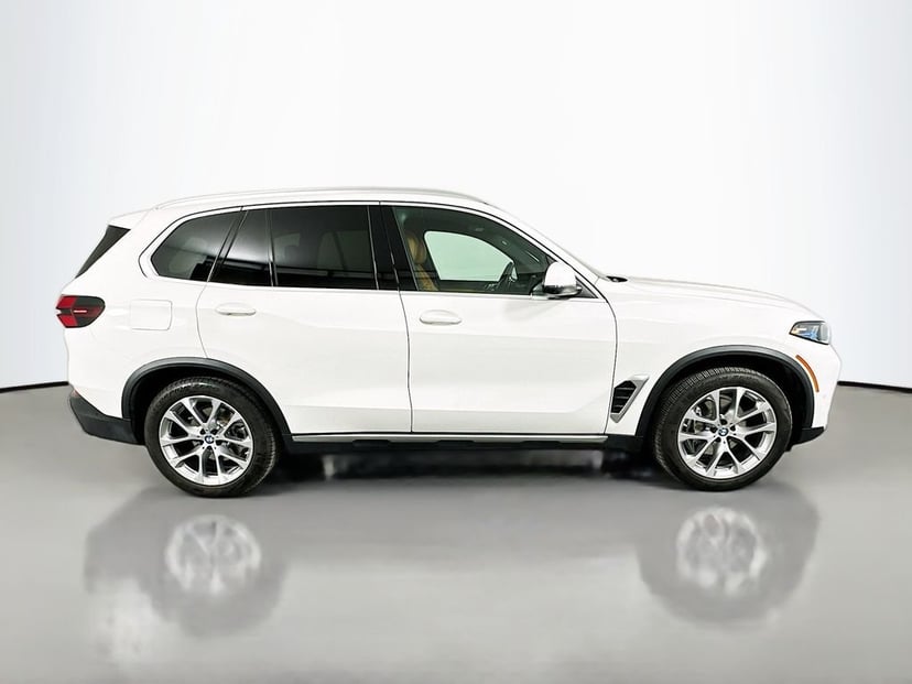 2024 BMW X5 - Image 4