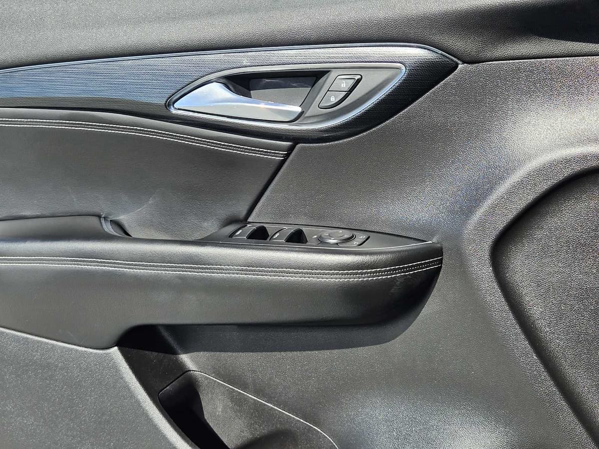 2022 Buick Envision - Image 21