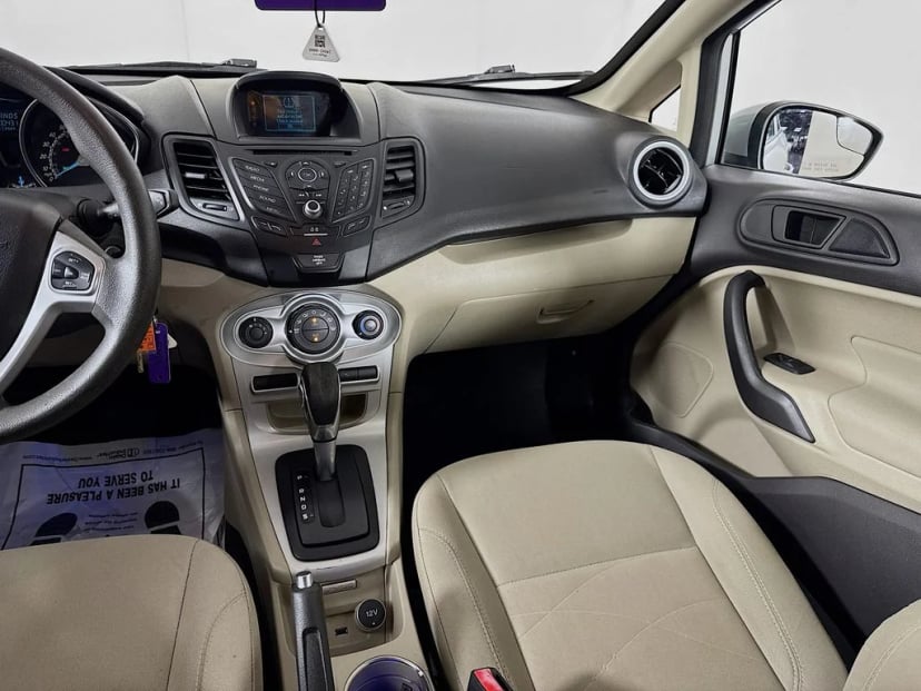 2017 Ford Fiesta - Image 25