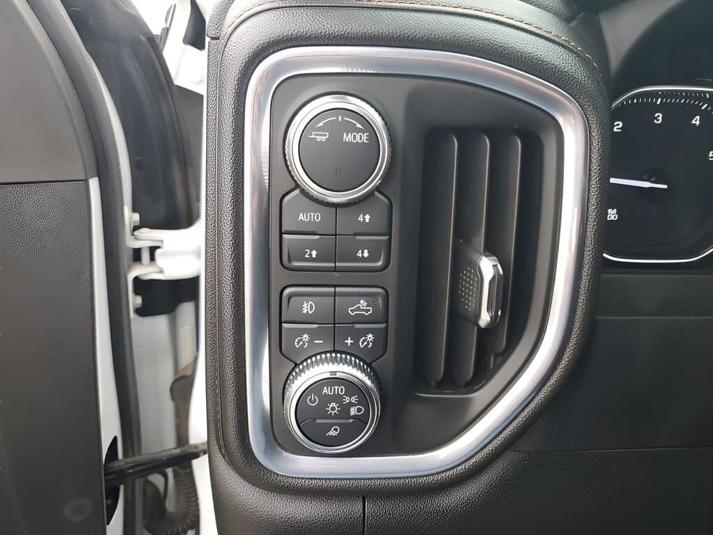 2023 GMC Sierra 2500HD - Image 33