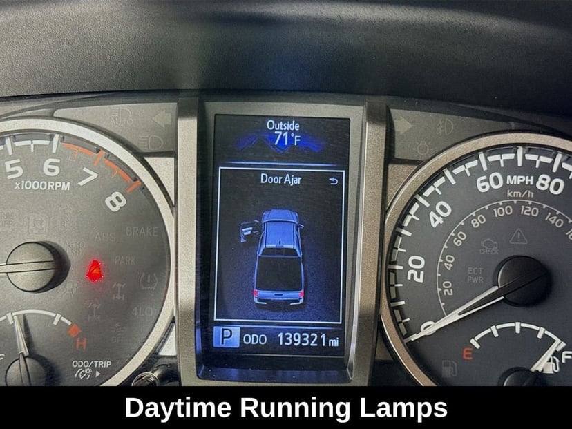 2018 Toyota Tacoma - Image 15