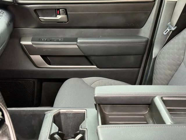 2023 Toyota Tundra - Image 10