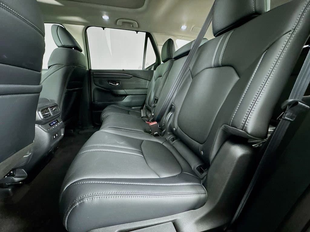 2026 HONDA Pilot - Image 32