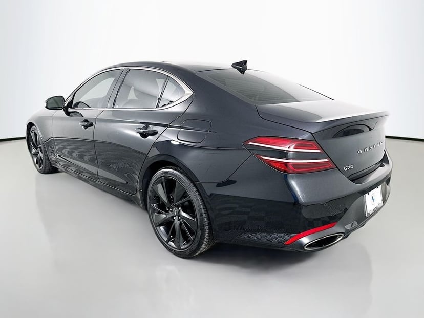 2023 Genesis G70 - Image 7