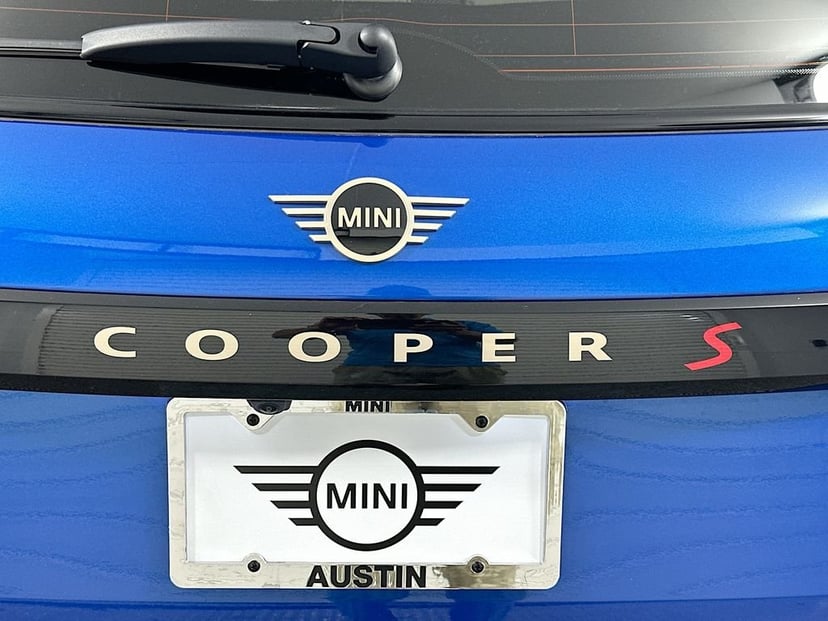 2025 MINI Cooper S - Image 21