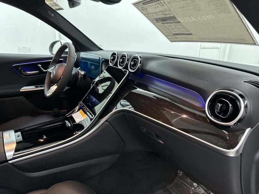 2026 Mercedes-Benz GLC - Image 26