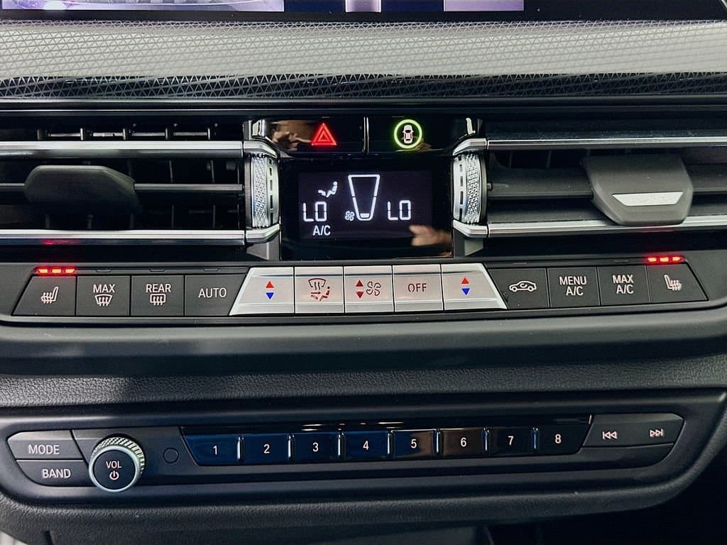 2024 BMW 2 Series - Image 16