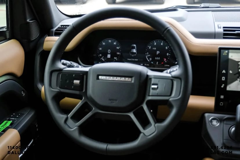 2026 Land Rover Defender 110 - Image 17