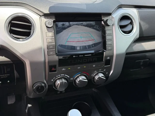 2021 Toyota Tundra - Image 15
