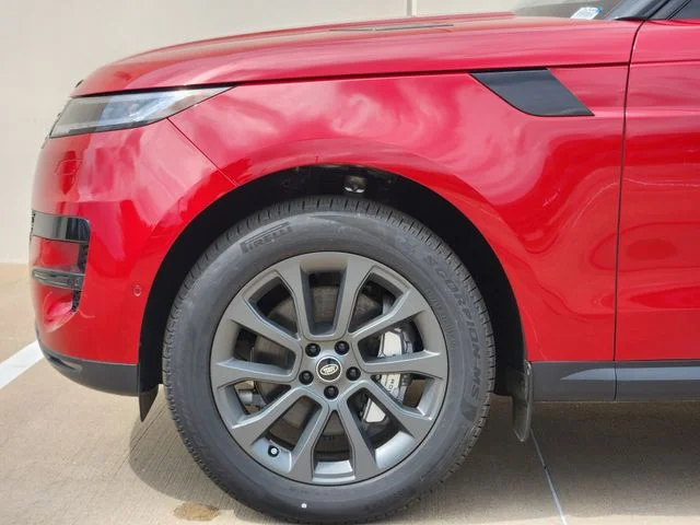 2025 Land Rover Range Rover Sport - Image 9