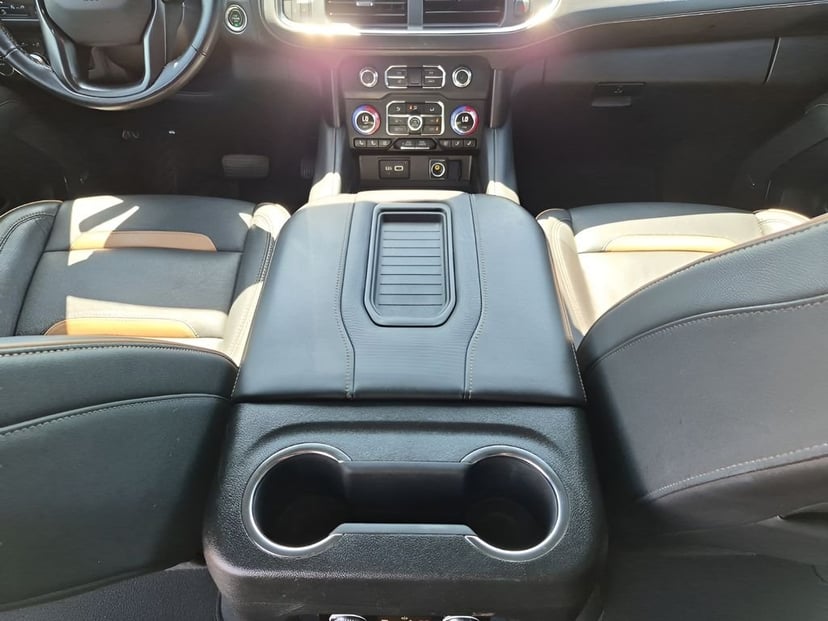 2022 GMC Yukon XL - Image 22