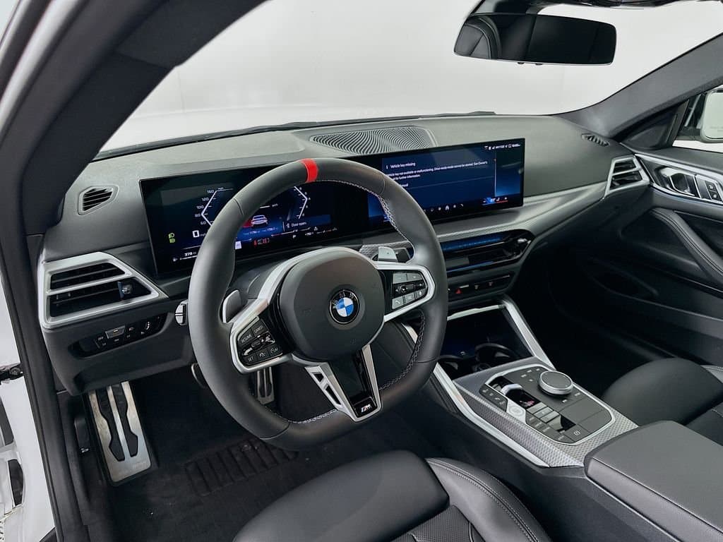 2025 BMW 4 Series - Image 9