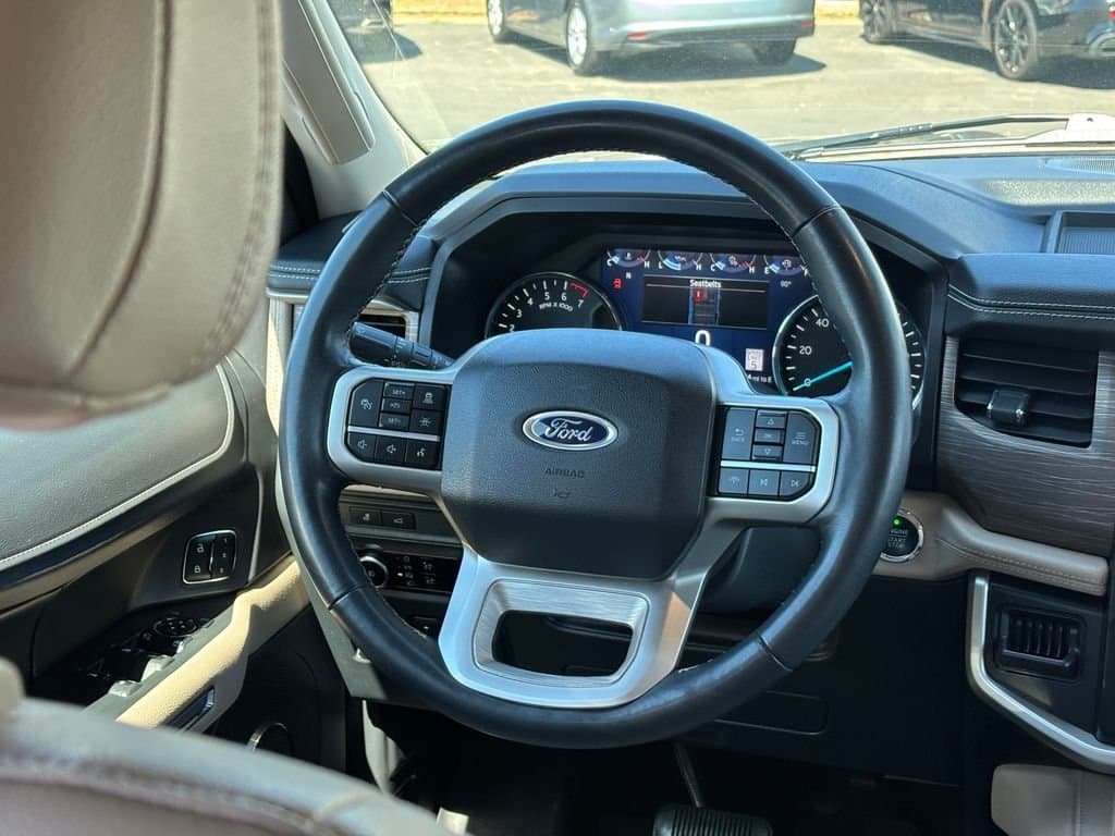 2024 Ford Expedition - Image 28