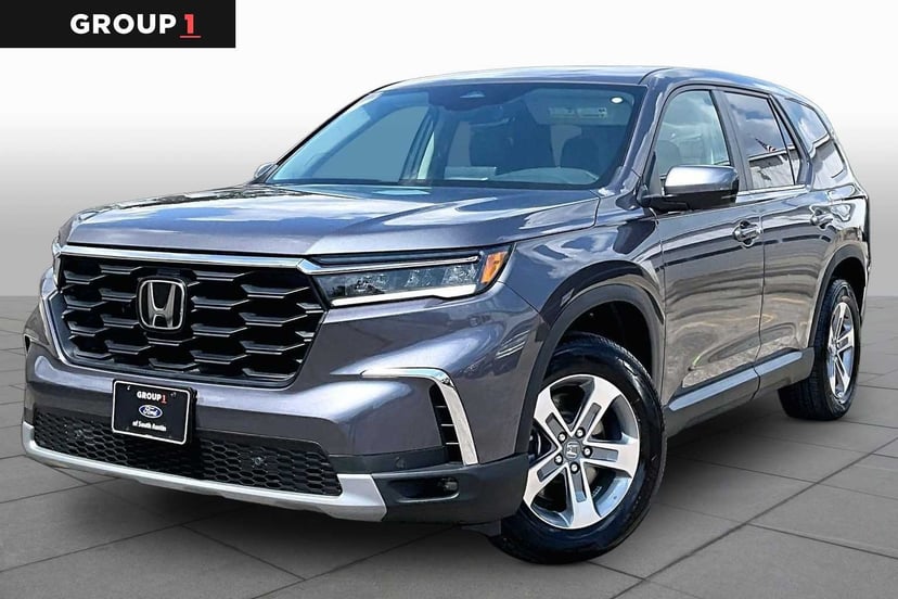 2025 Honda Pilot - Image 1