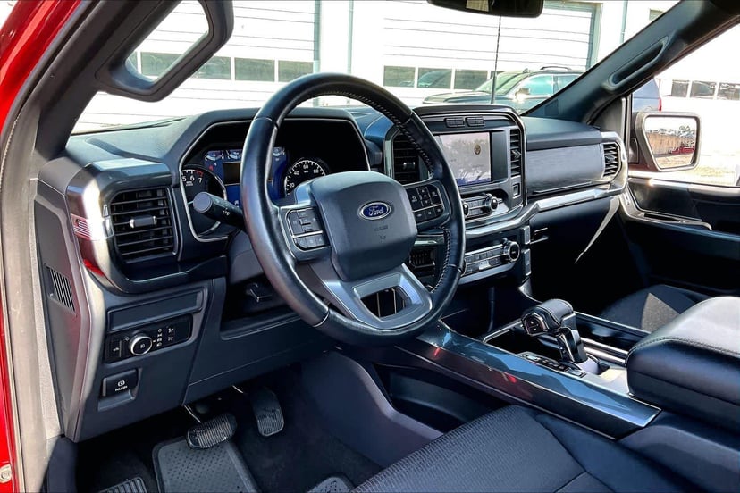 2022 Ford F-150 - Image 18