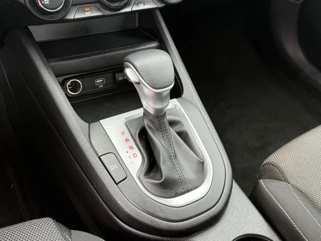 2023 Kia Forte - Image 22