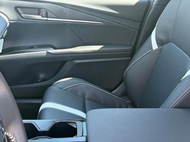 2026 Toyota Camry - Image 9