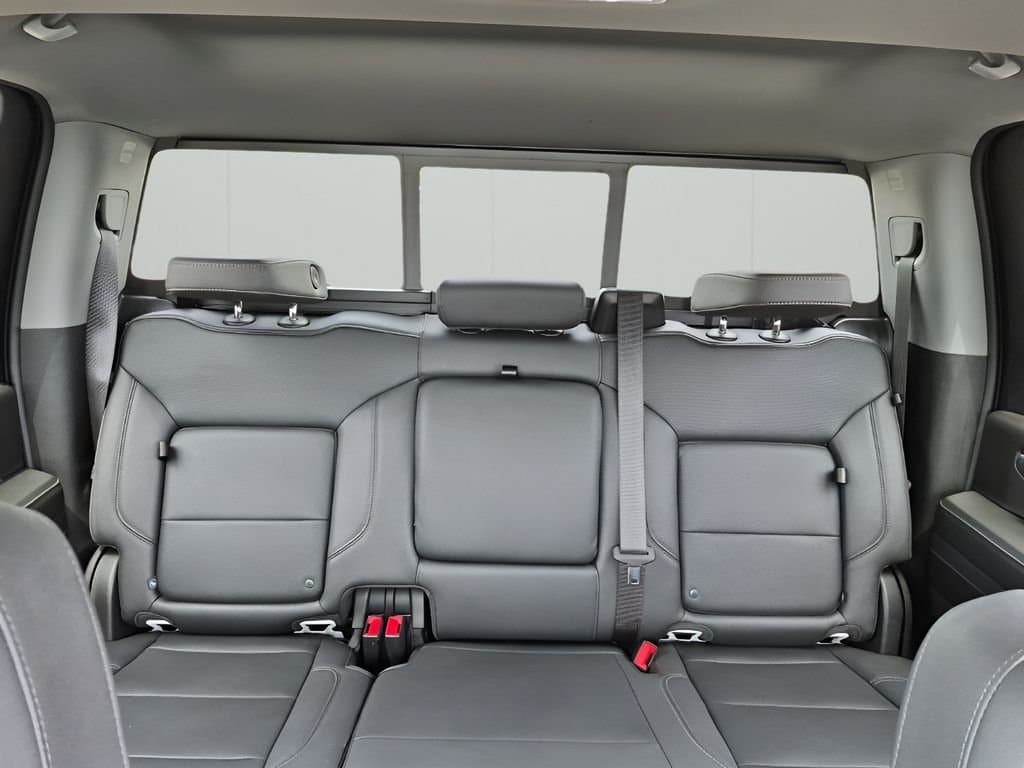 2024 GMC Sierra 2500HD - Image 43