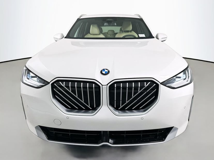 2026 BMW X3 - Image 2